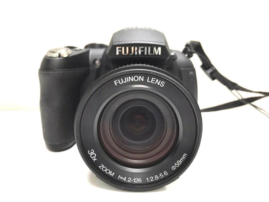 FUJIFILM FinePix HS10 デジタルカメラ