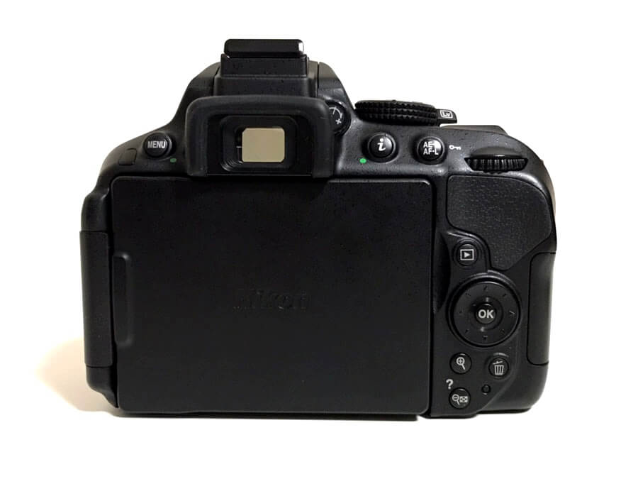 Nikon(ニコン) D5300 デジタル一眼レフカメラ 