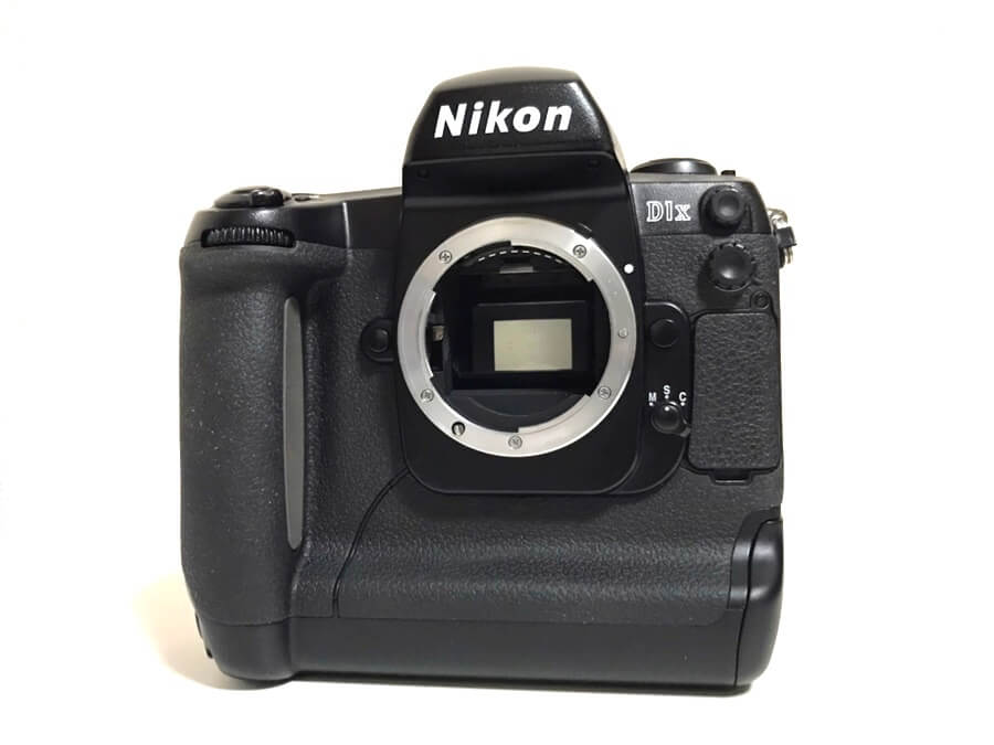 Nikon D1X デジタル一眼レフカメラ ボデ