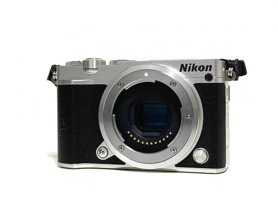 Nikon 1 J5 ミラーレスカメラ ボディ シルバー