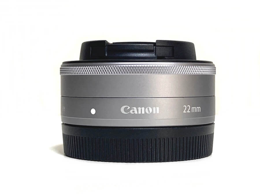 Canon EF-M 22mm F2 STM 薄型パンケーキレンズ シルバー