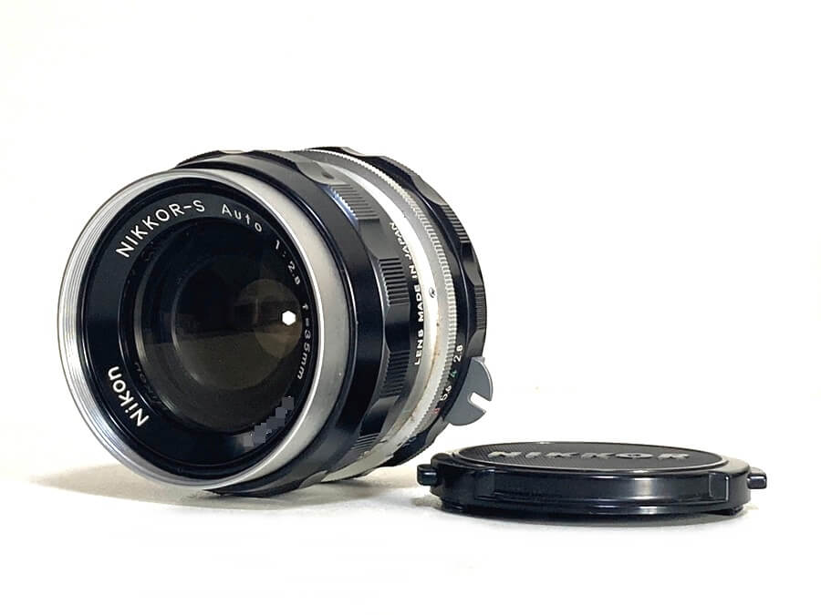 Nikon NIKKOR-S Auto 35mm F2.8 単焦点レンズ