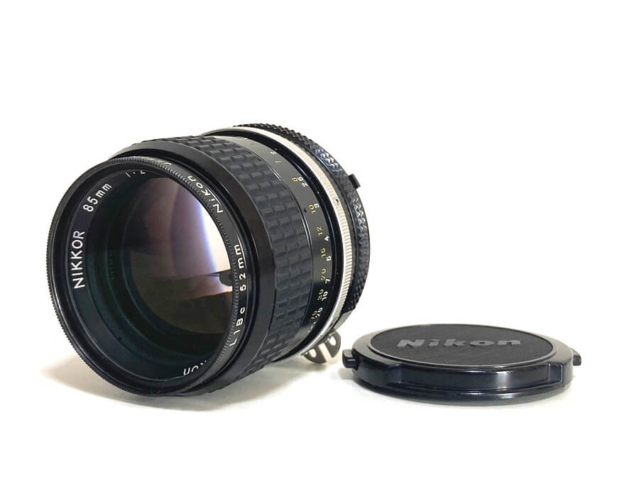 Nikon Ai NIKKOR 85mm F2 単焦点レンズ
