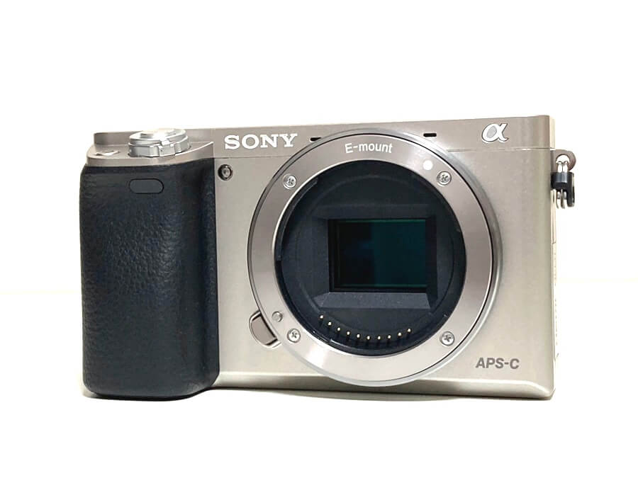 SONY α6000 ILCE-6000 ミラーレス一眼カメラ ボディ シルバー